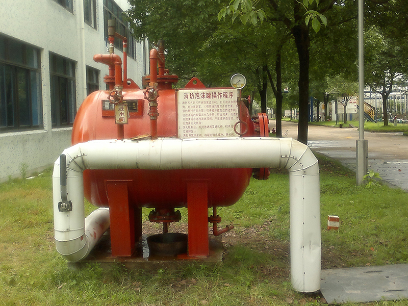 瑞港消防集研發(fā)、生產(chǎn)、銷(xiāo)售和服務(wù)一體專(zhuān)業(yè)從事現(xiàn)代工業(yè)消防自動(dòng)滅火產(chǎn)品制造的企業(yè)，是中國(guó)消防行業(yè)滅火產(chǎn)品種類(lèi)較全的科技型企業(yè)。擁有氣體滅火，七氟丙烷氣體滅火，高壓細(xì)水霧滅火，泡沫滅火，廚房滅火等多個(gè)生產(chǎn)試驗(yàn)基地。