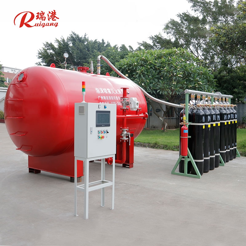 泡沫噴霧滅火裝置